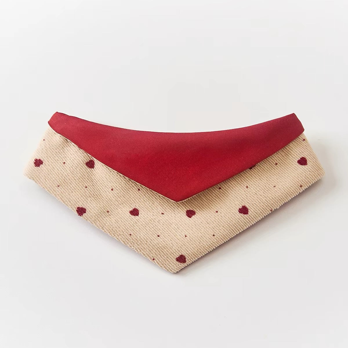 Woololo Autumn/Winter Christmas Love Heart Corduroy Pet Cat and Dog Saliva Towel Triangular